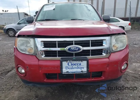 2011 Ford Escape Xlt из США, поврежденный, VIN 1FMCU9DG6BKA72174